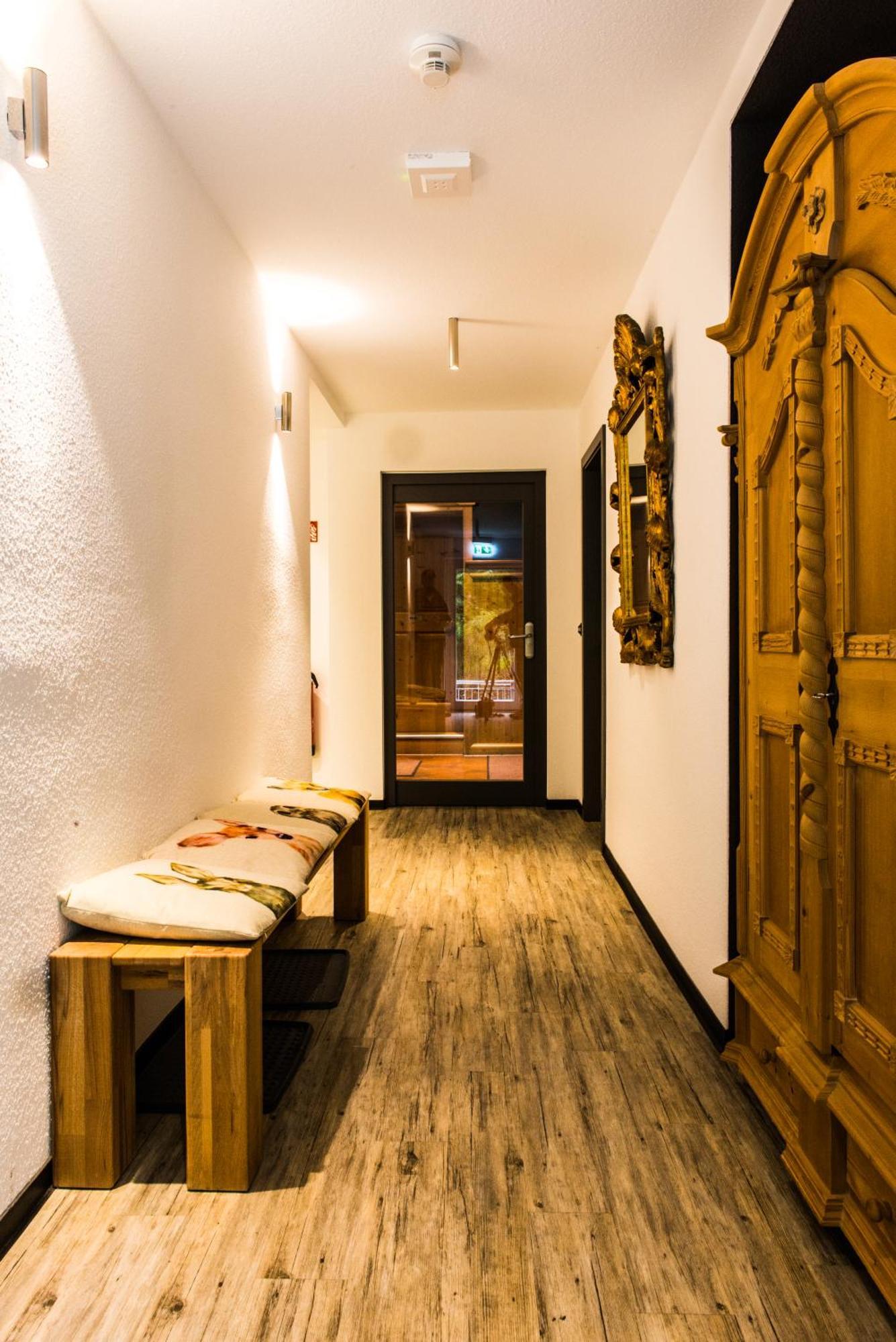 Hotel Jagdschloss Windenhuette 3*