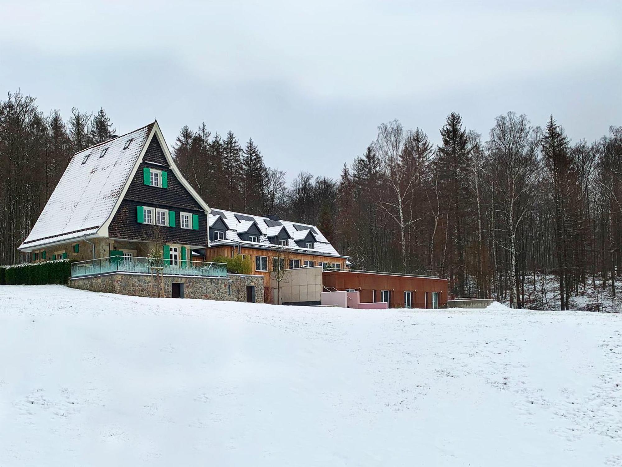 Jagdschloss Windenhuette 3*